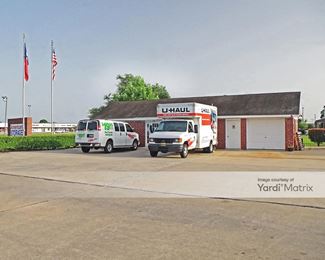 Photo 3 of American Storage - 2427 Texas Pkwy, Missouri City, TX