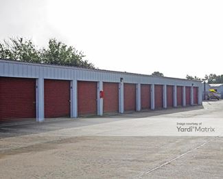 Photo 5 of American Storage - 2427 Texas Pkwy, Missouri City, TX