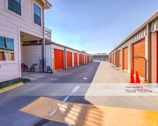 Photo 2 of Arrow Mini Storage - 10837 West Little York Road, Houston, TX
