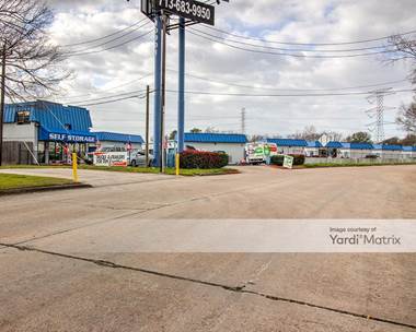 Storage Units for Rent available at 10901 Northwest Fwy, Houston, TX 77092