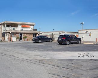 Photo 3 of Public Storage - 2801 Hullsmith Drive, Houston, TX