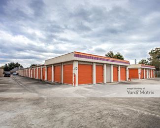 Photo 3 of Public Storage - 12670 Veterans Memorial Drive, Houston, TX