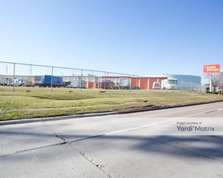 Photo 2 of Public Storage - 7701 South Main Street, Houston, TX