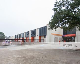 Photo 2 of Public Storage - 10944 Millridge North Drive, Houston, TX