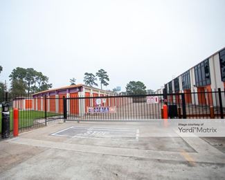 Photo 4 of Public Storage - 10944 Millridge North Drive, Houston, TX