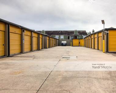 Storage Units for Rent available at 12711 Westheimer Road, Houston, TX 77077