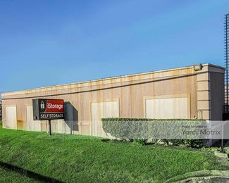 Photo 3 of iStorage - 1850 FM 1092 Road, Missouri City, TX
