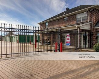 Photo 4 of West Oaks Storage - 16505 Westheimer Road, Houston, TX