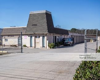 Photo 5 of Store Space Self Storage - 5512 South Willow Drive, Houston, TX