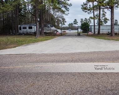 Storage Units for Rent available at 13480 Calvary Road, Willis, TX 77318