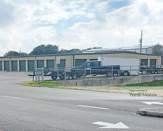 Photo 2 of Storage Rentals of America - 17433 Lewis Drive, Cypress, TX