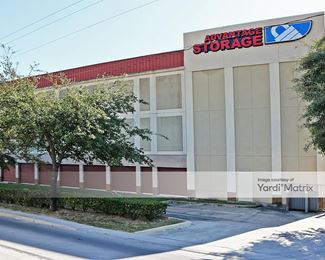 Photo 2 of Advantage Storage - 2505 Southwest Fwy, Houston, TX