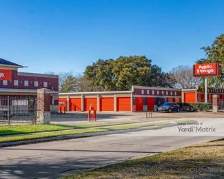 Photo 2 of Public Storage - 10430 South Kirkwood Road, Houston, TX