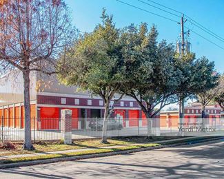 Photo 4 of Public Storage - 10430 South Kirkwood Road, Houston, TX