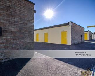Photo 4 of Bellaire-Hillcroft Self Storage - 6117 Edgemoor Drive, Houston, TX