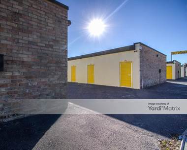 Storage Units for Rent available at 6117 Edgemoor Drive, Houston, TX 77081
