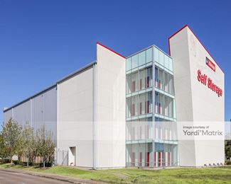 Photo 1 of iStorage - 5503 Almeda Road, Houston, TX