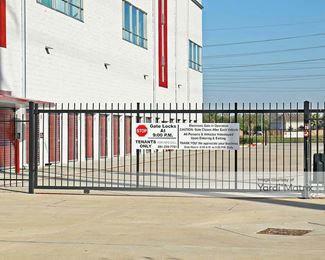 Photo 2 of Public Storage - 5310 Pointe West Circle, Richmond, TX