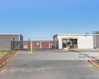 Photo 2 of StorageMart - 1901 South Ankeny Blvd, Ankeny, IA