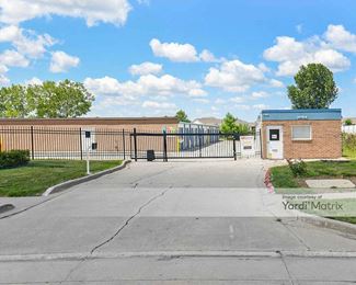 Photo 3 of Signature Self Storage - 790 SE Frontier Avenue, Waukee, IA