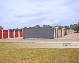 Photo 5 of StorageMart - 1750 East Army Post Road, Des Moines, IA