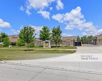 Photo 2 of StorageMart - 225 NE Venture Drive, Waukee, IA