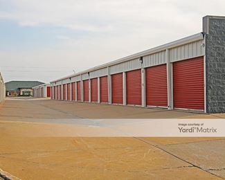 Photo 7 of StorageMart - 225 NE Venture Drive, Waukee, IA