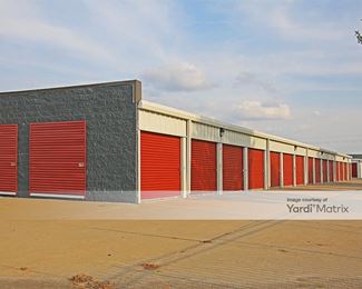 Photo 9 of StorageMart - 225 NE Venture Drive, Waukee, IA