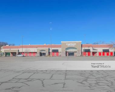 Storage Units for Rent available at 3400 East 33rd, Des Moines, IA 50317