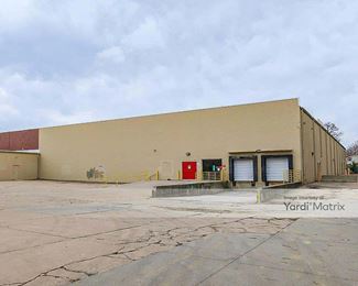 Photo 5 of Affordable Family Storage - 3400 East 33rd, Des Moines, IA