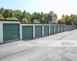 Photo 2 of Buckeye Self Storage - 6633 East Buckeye Road, Madison, WI
