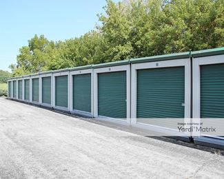 Photo 3 of Buckeye Self Storage - 6633 East Buckeye Road, Madison, WI