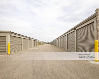 Photo 2 of Columbus Self Storage - 395 Transit Road, Columbus, WI