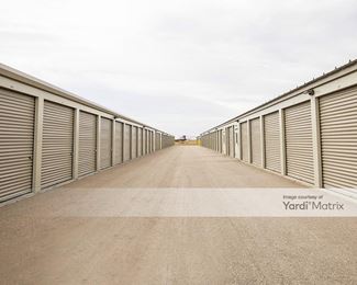 Photo 4 of Columbus Self Storage - 395 Transit Road, Columbus, WI