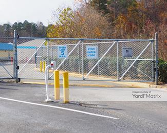 Photo 2 of SecurCare Self Storage - 8438 East Independence Blvd, Charlotte, NC