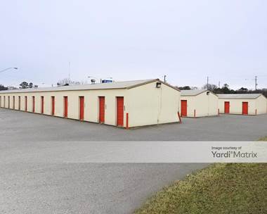 Storage Units for Rent available at 5748 North Tryon Street, Charlotte, NC 28213