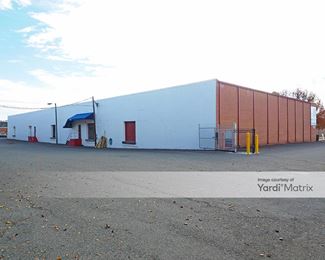 Photo 4 of Outbox Self Storage - 4815 Silabert Avenue, Charlotte, NC