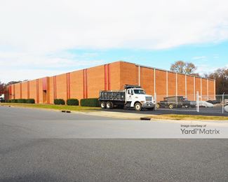 Photo 5 of Outbox Self Storage - 4815 Silabert Avenue, Charlotte, NC