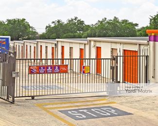 Photo 4 of Public Storage - 9529 Fredericksburg Road, San Antonio, TX