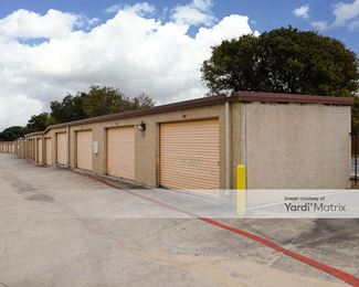 Photo 3 of Extra Space Storage - 7550 Culebra Road, San Antonio, TX