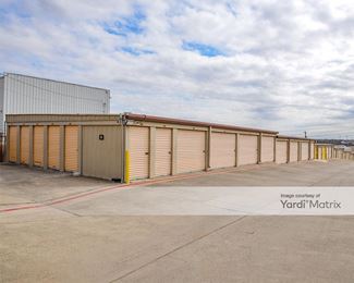 Photo 2 of Extra Space Storage - 10260 Marbach Road, San Antonio, TX
