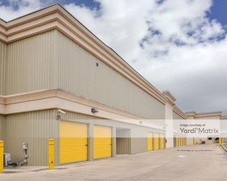 Photo 2 of Extra Space Storage - 6015 Tezel Road, San Antonio, TX