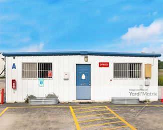 Photo 3 of CubeSmart Self Storage - 602 TX-46, Seguin, TX