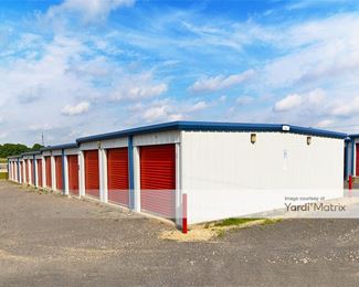 Photo 5 of CubeSmart Self Storage - 602 TX-46, Seguin, TX
