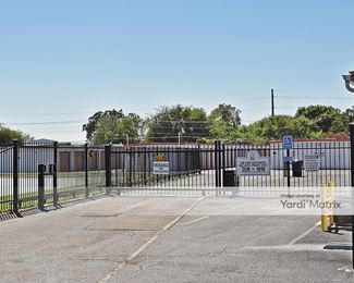 Photo 4 of Storage Depot - 125 Gruene Road, New Braunfels, TX