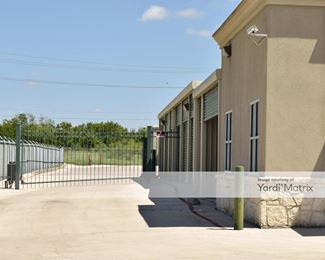 Photo 4 of Maximum Mini Storage - 5531 Rittiman Road, San Antonio, TX