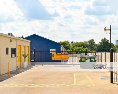 Storage Units for Rent available at 3835 West Avenue, San Antonio, TX 78213