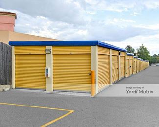 Photo 2 of Extra Space Storage - 16523 Huebner Road, San Antonio, TX