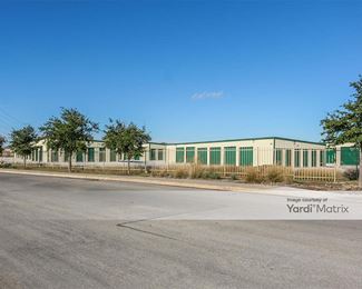 Photo 2 of 10 Federal Self Storage - 4510 Texas Palm Drive, Converse, TX