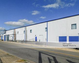 Photo 4 of Store Space Self Storage - 1301 East Commerce Street, San Antonio, TX